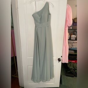 Azazie Dallas dress in Agave-worn once no alterations
